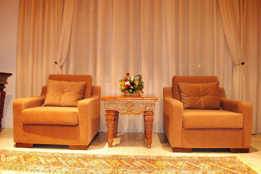 Hotel Vila 60 Tirana Eksteriør billede